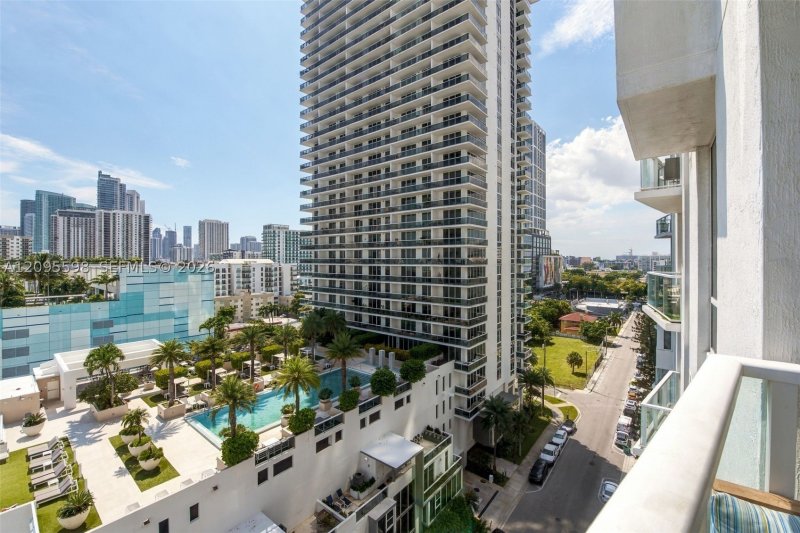Alquiler de apartamento en The Crimson Miami 1006