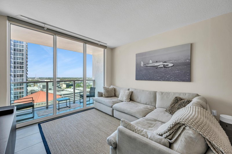 Comprar apartamento en 350 Las Olas Place 1980