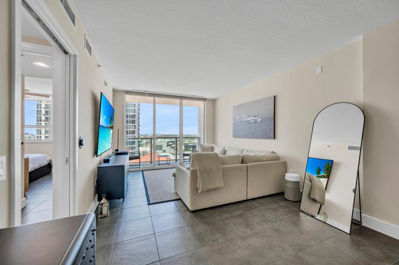 Comprar apartamento en 350 Las Olas Place 1980