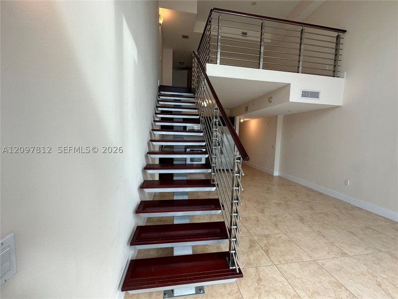 Aluguel de apartamento no Brickell on the River South 1714