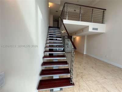 Aluguel de apartamento no Brickell on the River South 1714