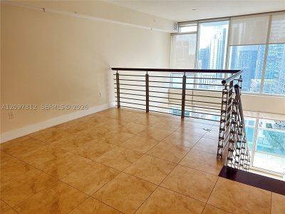 Aluguel de apartamento no Brickell on the River South 1714