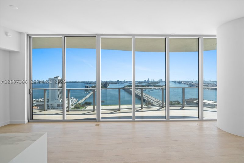 Property photo # 4