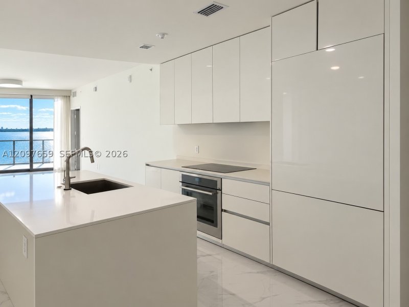 Alquiler de apartamento en Aria Reserve Miami 1204