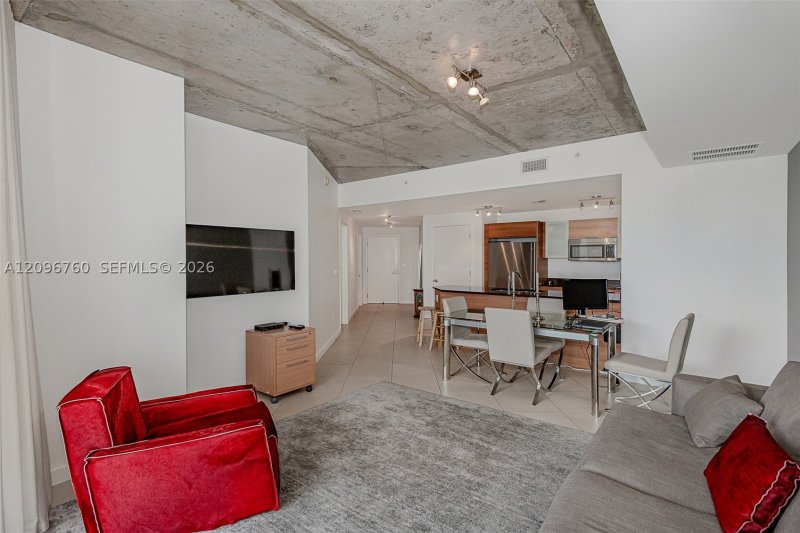 Property photo # 4