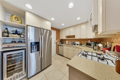 Property photo # 4