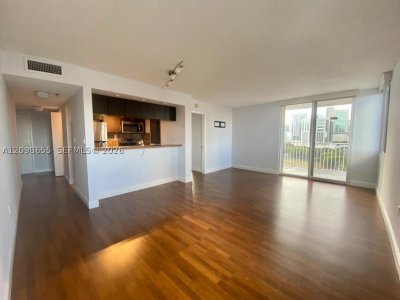 Madison Miami Apt #W-1004