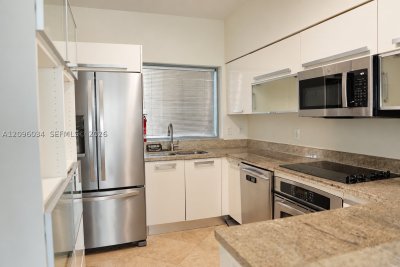 Comprar apartamento en Blue Condominium 2004