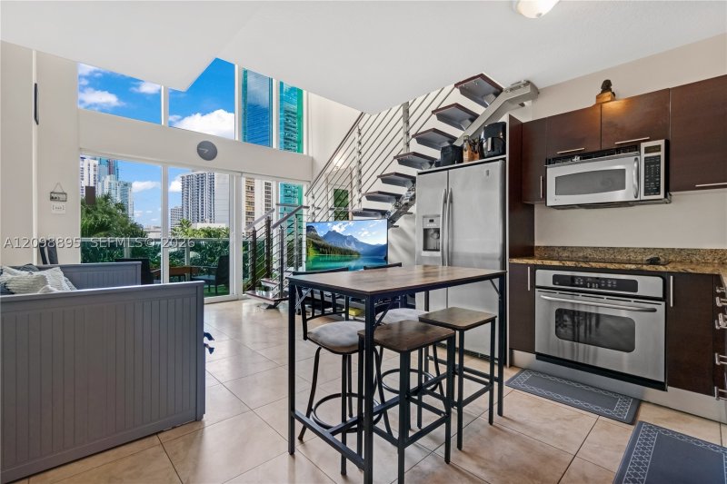 Comprar apartamento en Brickell on the River South 811