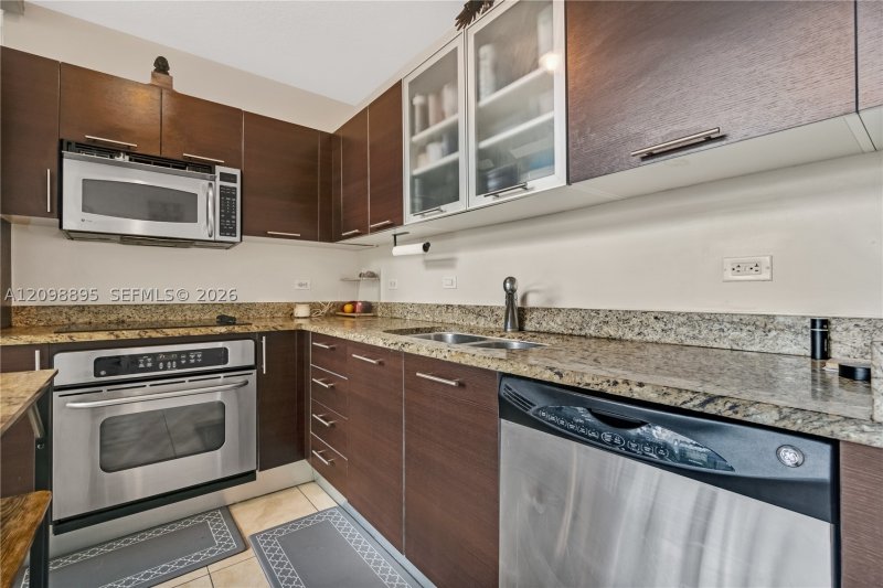 Comprar apartamento en Brickell on the River South 811