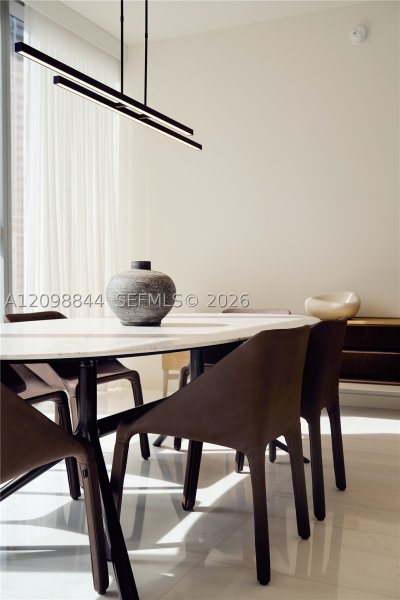 Alquiler de apartamento en Aston Martin Residences 804W