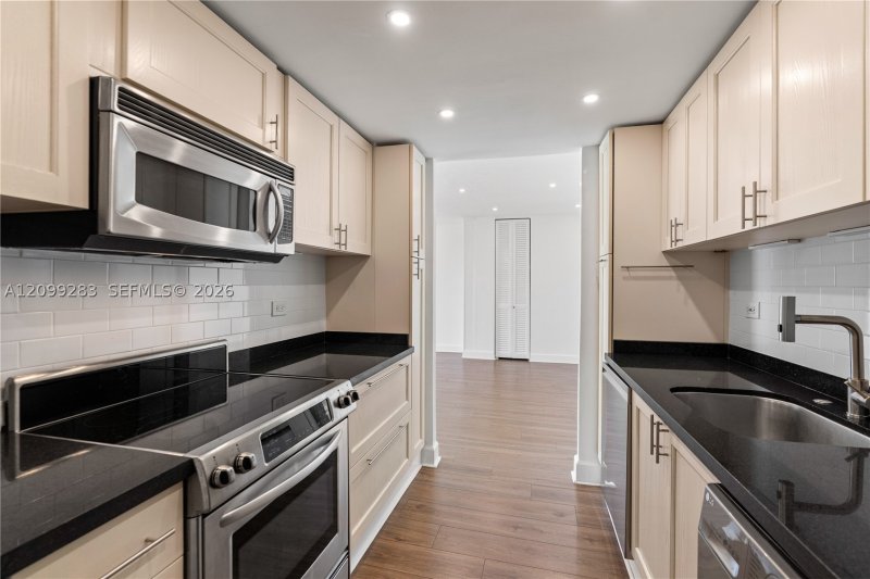 Apartment for rent at Brickell Townhouse PHL