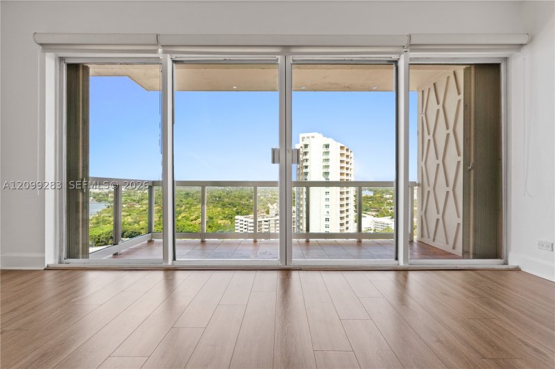 Apartment for rent at Brickell Townhouse PHL