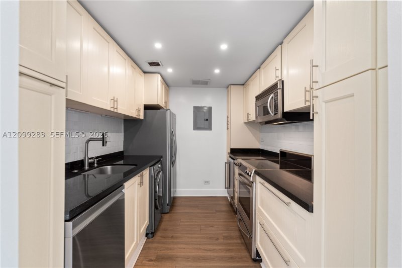 Apartment for rent at Brickell Townhouse PHL