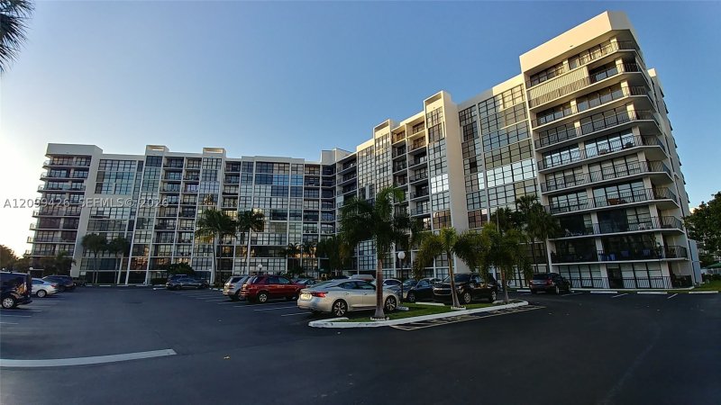 Property photo # 0