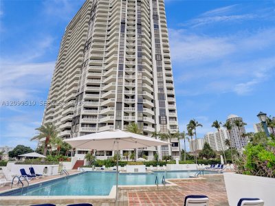 Comprar apartamento en 1000 Williams Island 2909