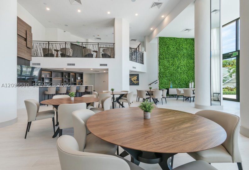 Comprar apartamento en 1000 Williams Island 2909
