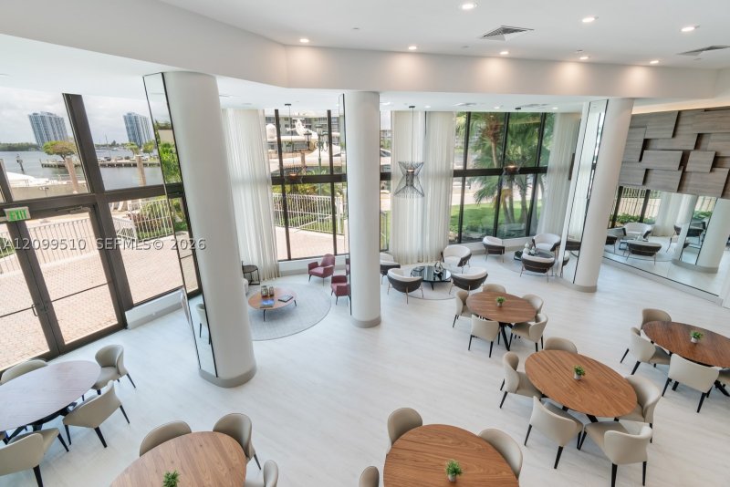 Comprar apartamento en 1000 Williams Island 2909