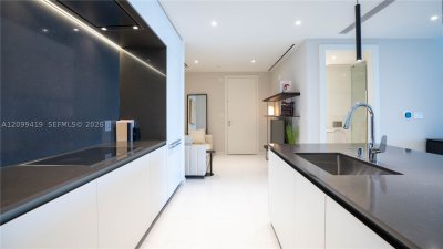 Comprar apartamento no Aston Martin Residences 503C