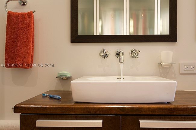 Apartment for rent at Costa Bella Brickell 1215