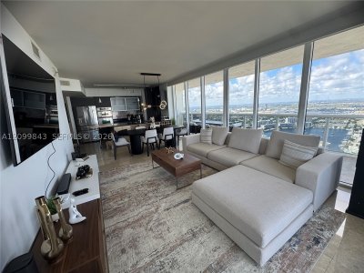 Beach Club Two Apt #5008
