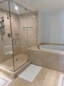 Aluguel de apartamento no Beach Club Two 5008