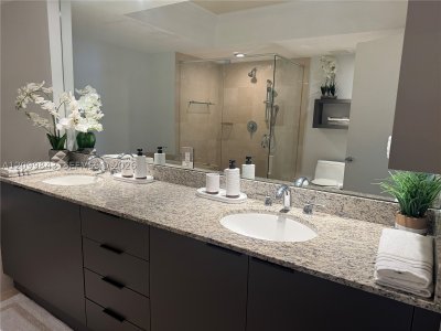 Aluguel de apartamento no Beach Club Two 5008
