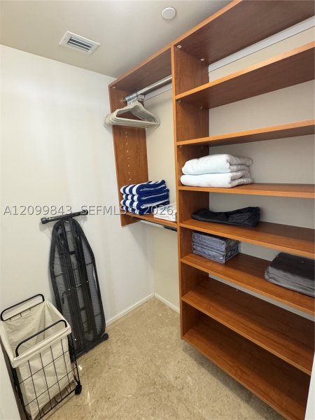 Aluguel de apartamento no Beach Club Two 5008