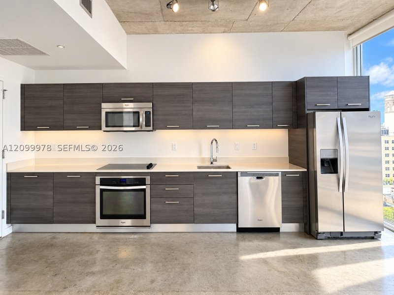 Apartment for rent at Centro Condo 1202