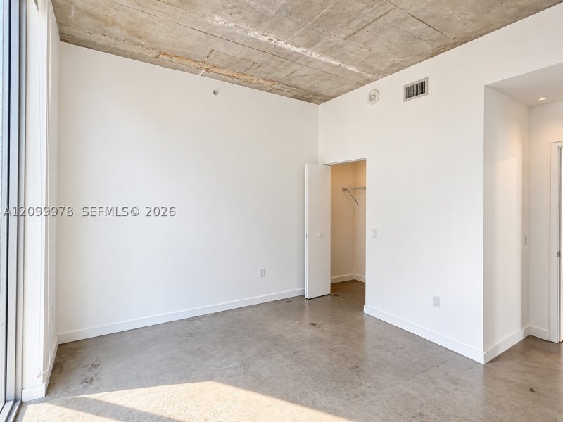 Apartment for rent at Centro Condo 1202
