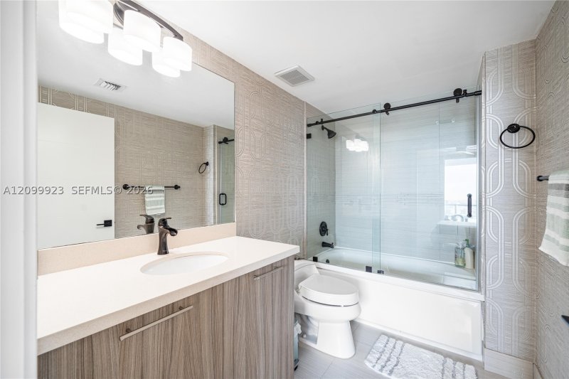 Apartment for rent at Eden House Condo 1502
