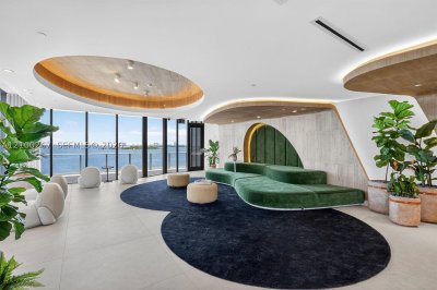Alquiler de apartamento en Aria Reserve Miami 1803