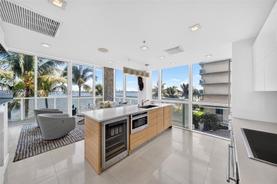 Comprar apartamento en Onyx On The Bay 201