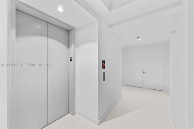 Aluguel de apartamento no Paramount Miami WorldCenter 1012