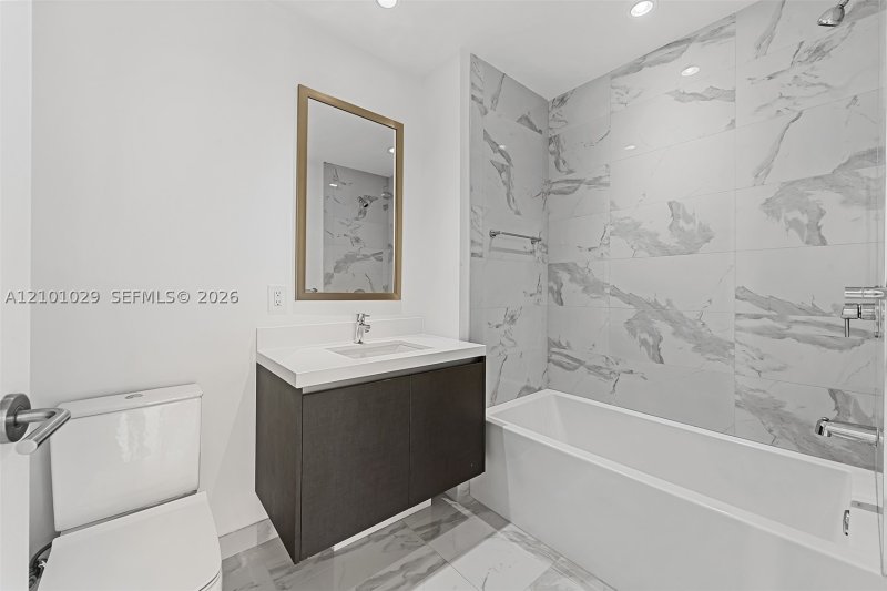 Aluguel de apartamento no Paramount Miami WorldCenter 1012