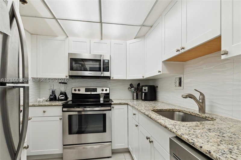Property photo # 2