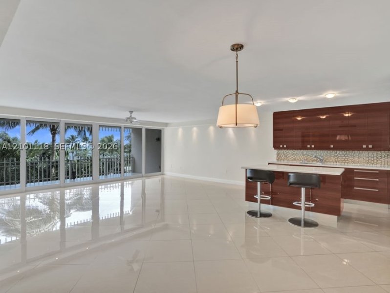 Apartment for rent at Grove Isles Tower II B305