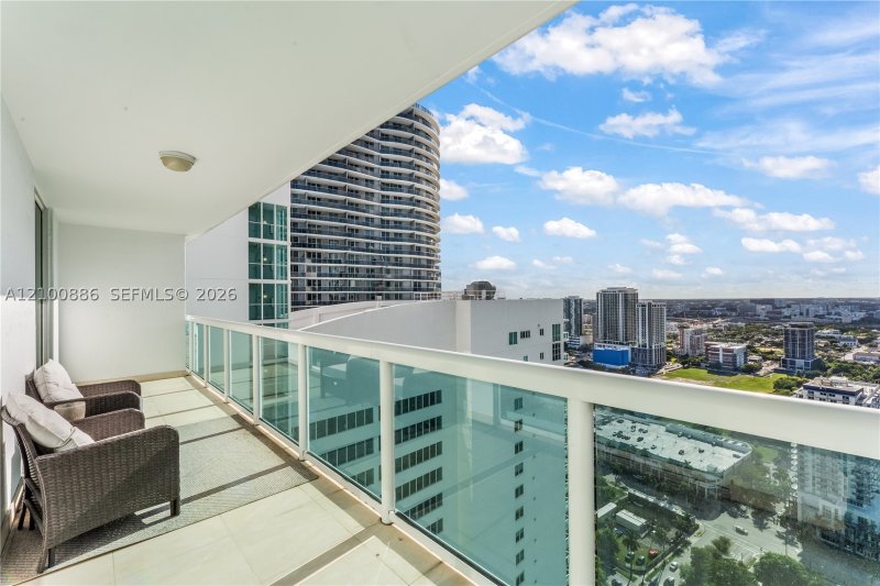 Condo for sale at 1800 Club 4006