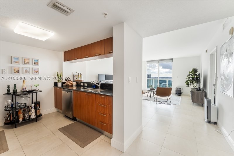 Condo for sale at 1800 Club 4006