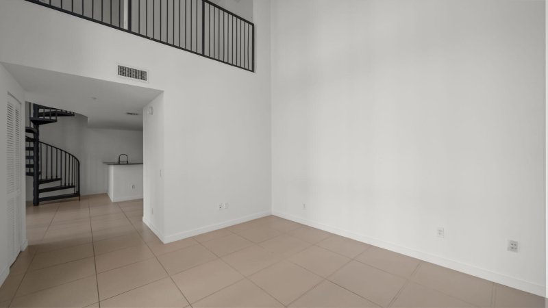 Aluguel de apartamento no Aston Martin Residences L-832