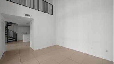 Aluguel de apartamento no Aston Martin Residences L-832