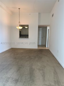 Comprar apartamento no Vue at Brickell 813