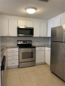 Comprar apartamento no Vue at Brickell 813