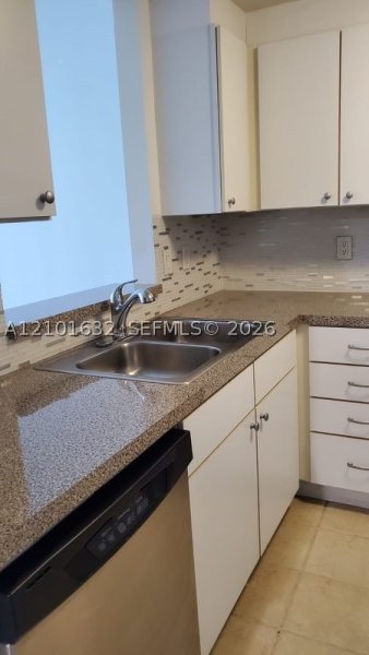 Comprar apartamento no Vue at Brickell 813