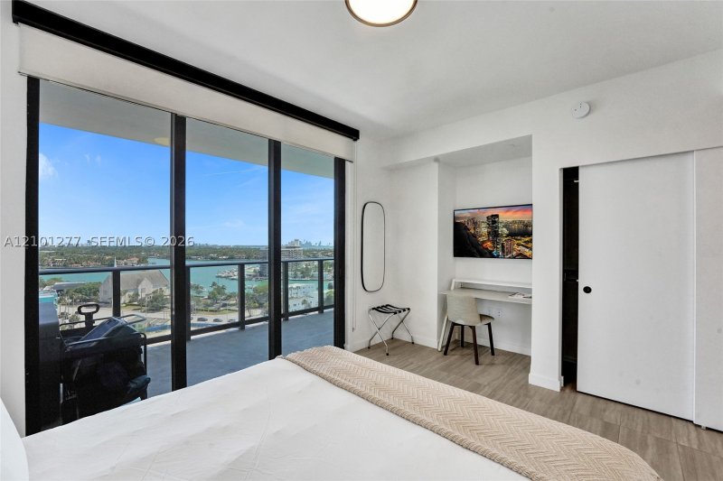 Condo for sale at 72 Park Miami Beach 1110