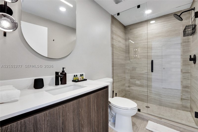 Condo for sale at 72 Park Miami Beach 1110