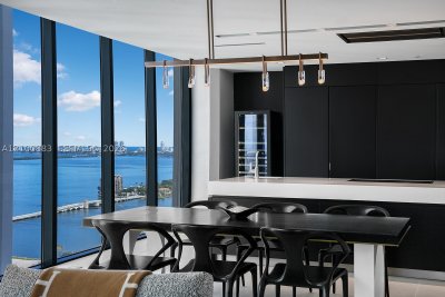Comprar apartamento en One Thousand Museum 3302