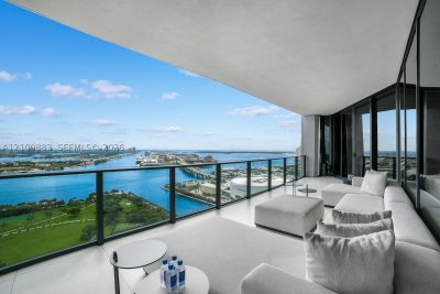Comprar apartamento en One Thousand Museum 3302