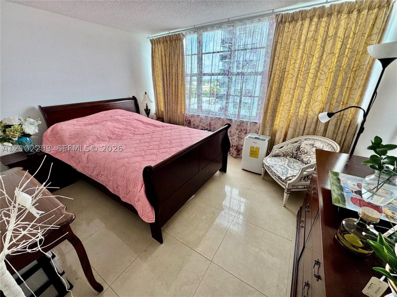 Property photo # 9