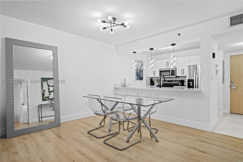 Apartment for rent at The Club At Brickell Bay 1907